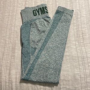 Green Gymshark leggings